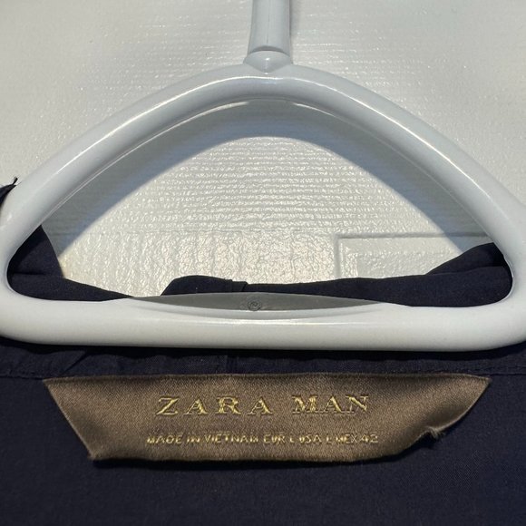 Zara Men's Windbreaker - Picture 2 of 3